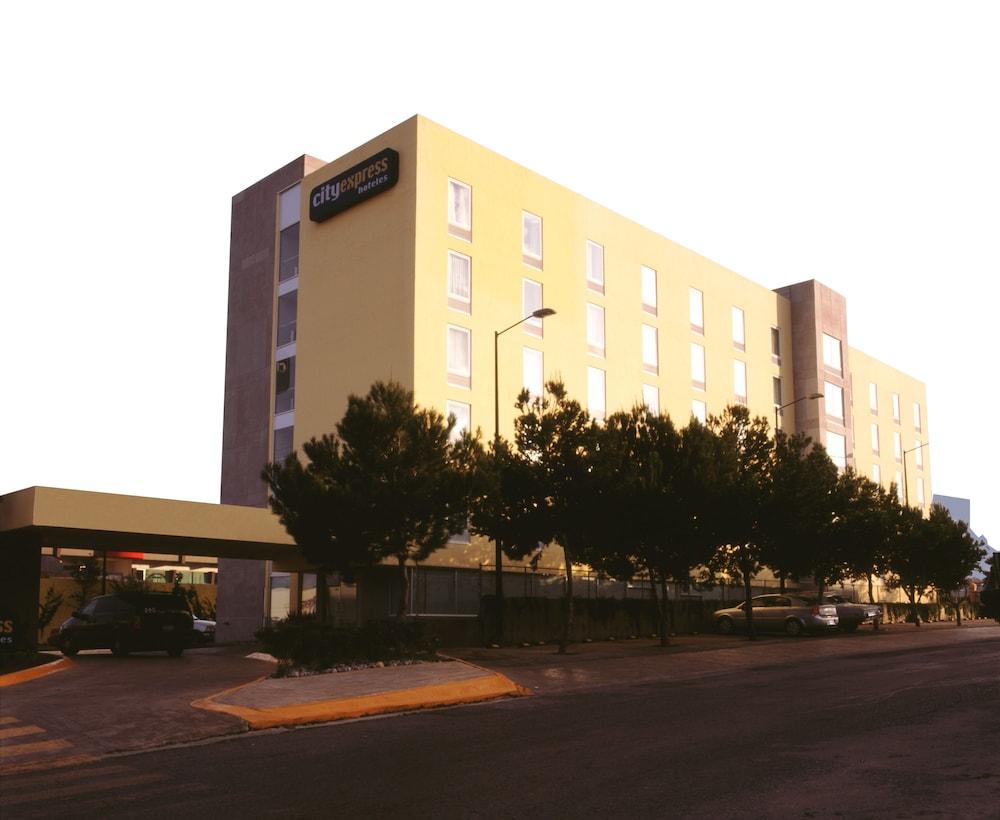 City Express By Marriott Saltillo Norte Exteriör bild