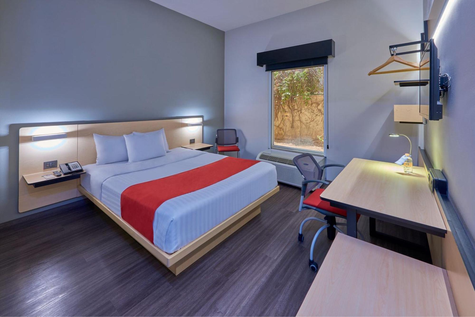 City Express By Marriott Saltillo Norte Exteriör bild